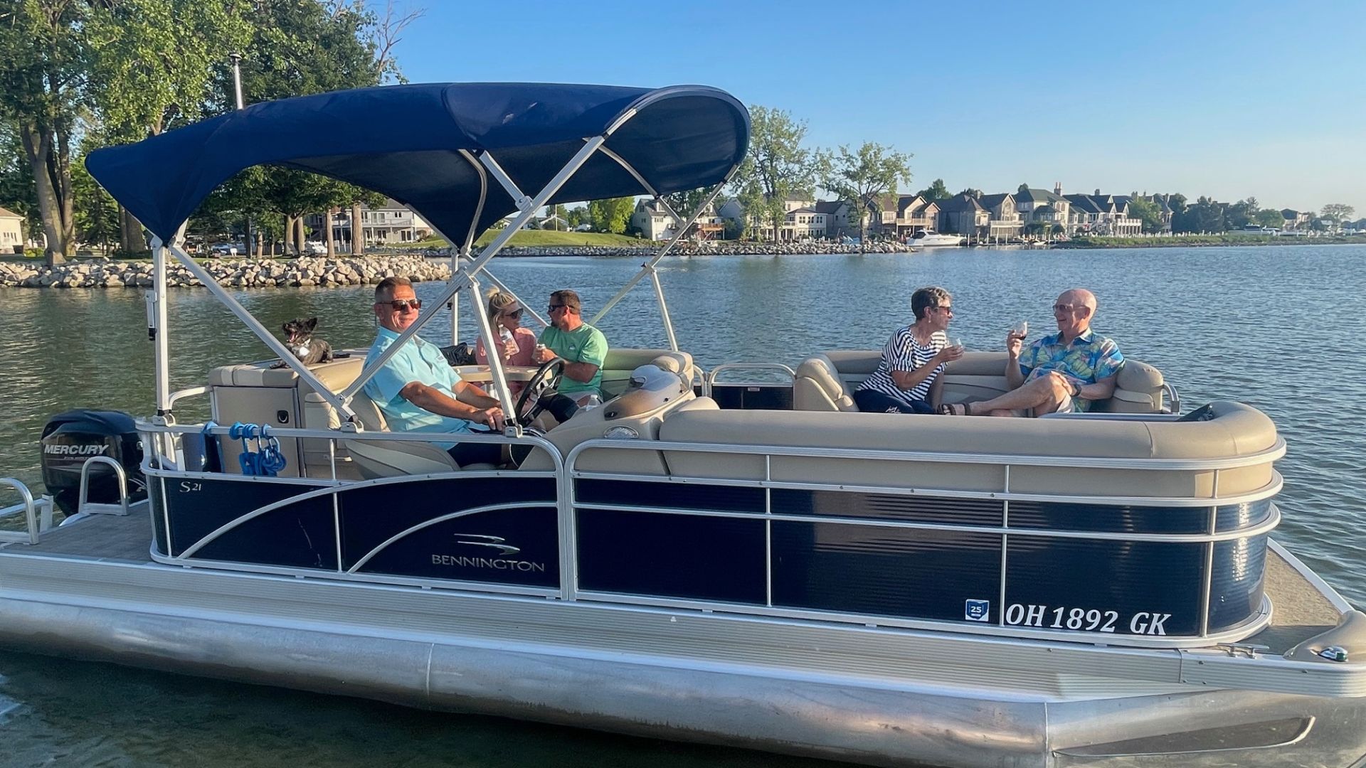 Pontoon fun couples on Lake Erie